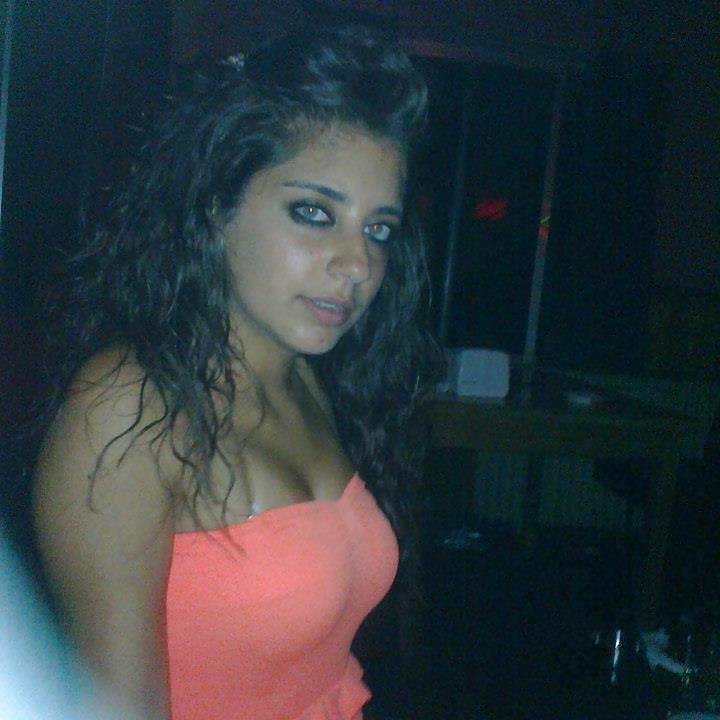 9P Petite pute libanaise