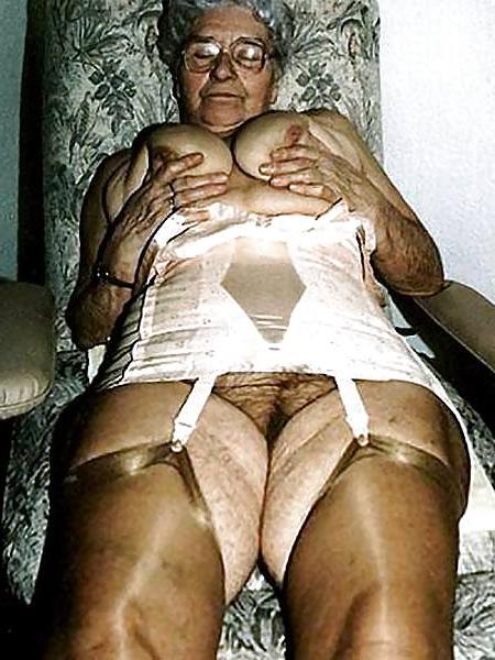 18P Tres vieilles mamies 2