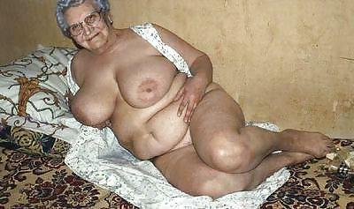 18P Tres vieilles mamies 2