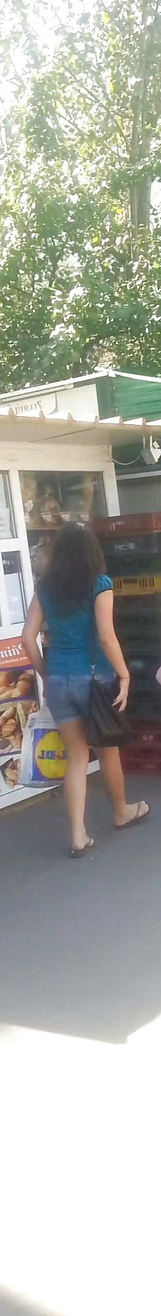 16P Feet romanian 2