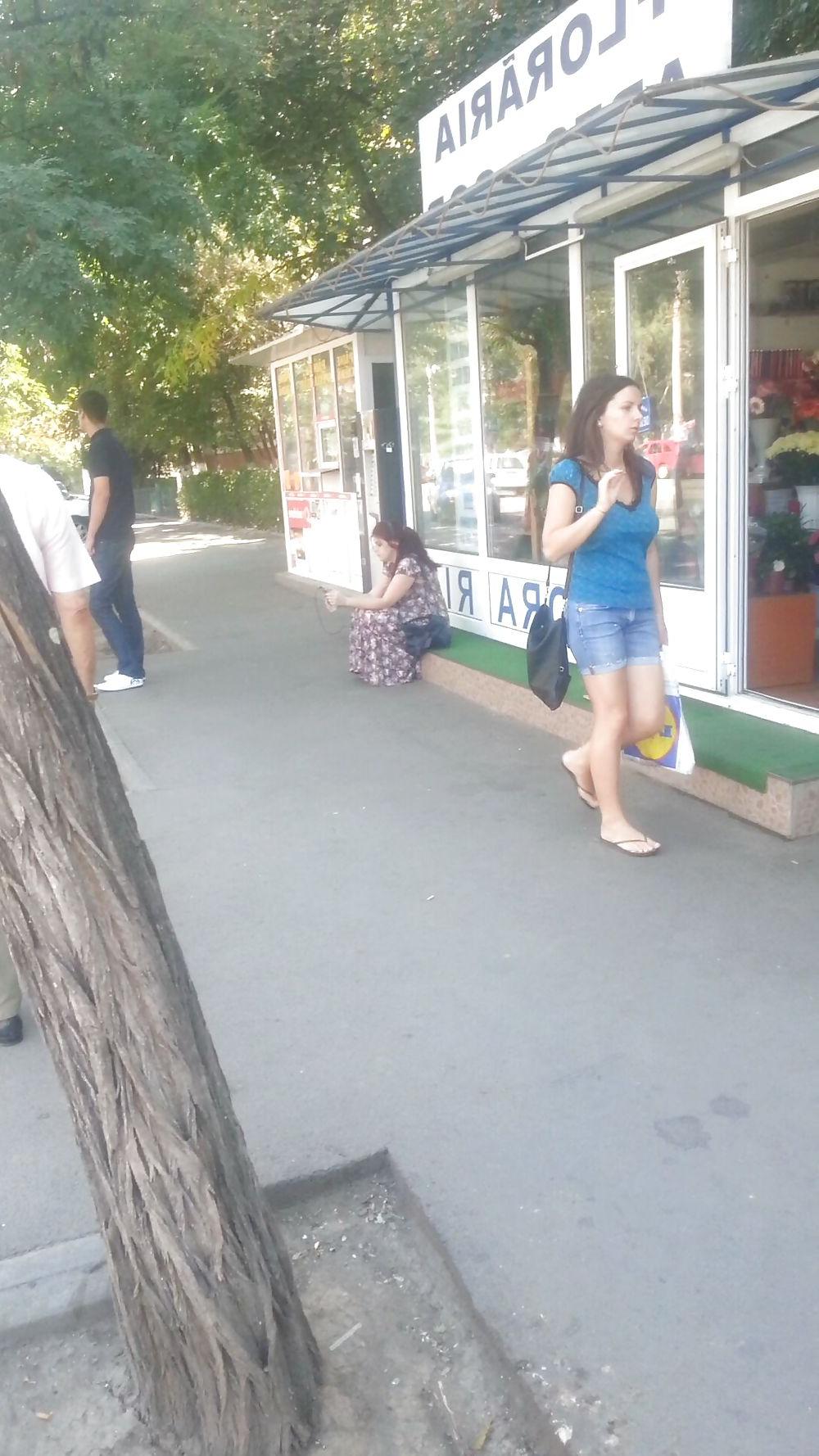 16P Feet romanian 2