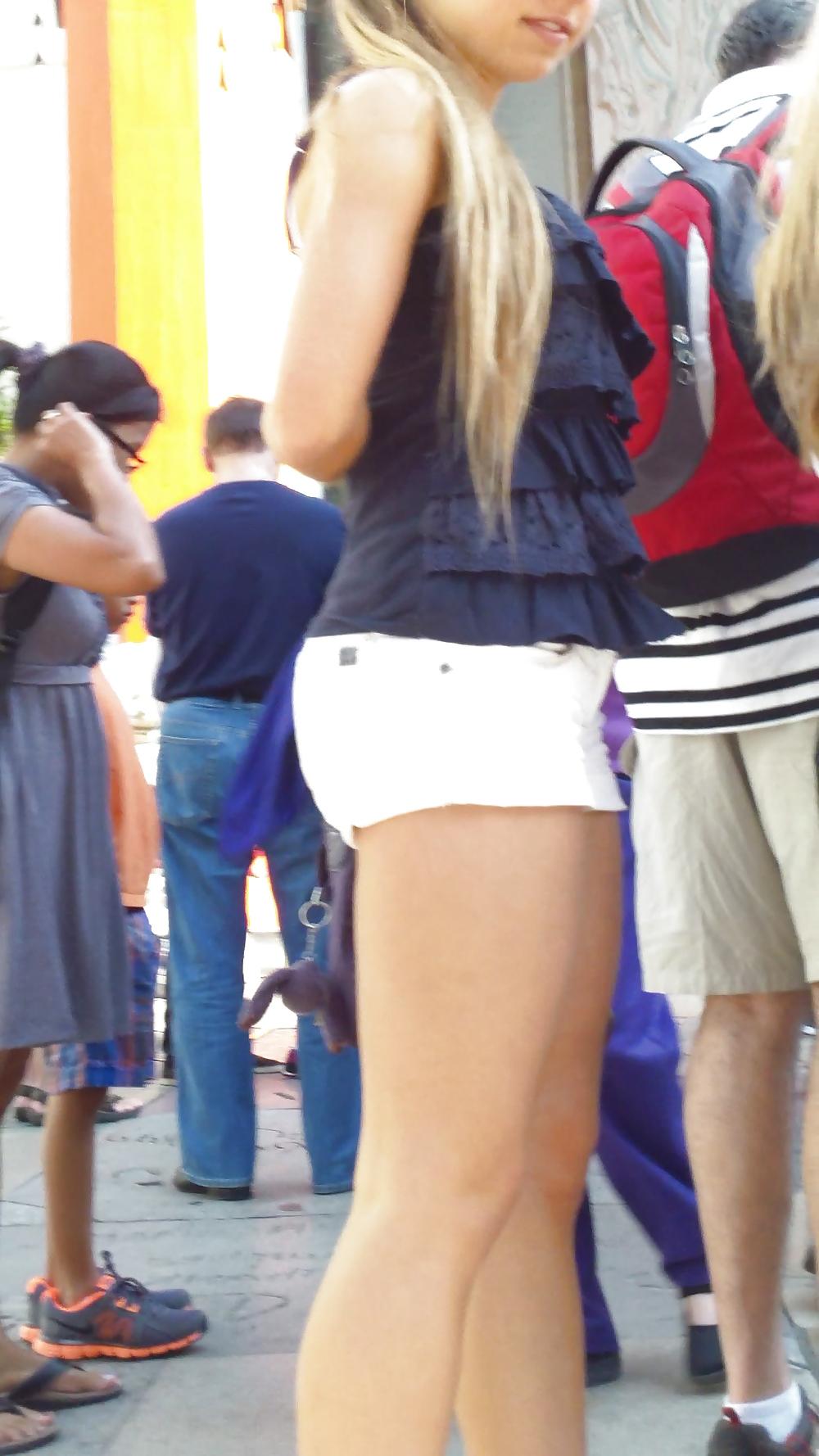 25P Summer butt & ass in teen shorts 