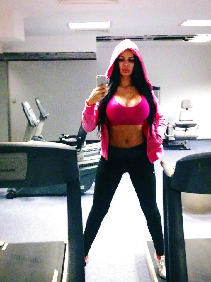 25P Romanian Slut 