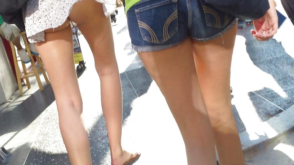 25P French teen flashing her butt & ass in sexy short skirt