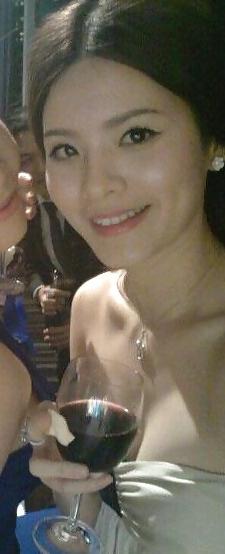14P Thai girl from Bangkok(non-nude)