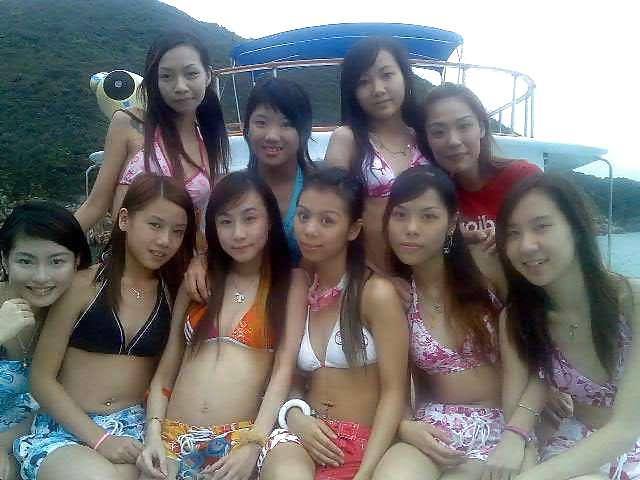 25P Some asian chicks porn pics