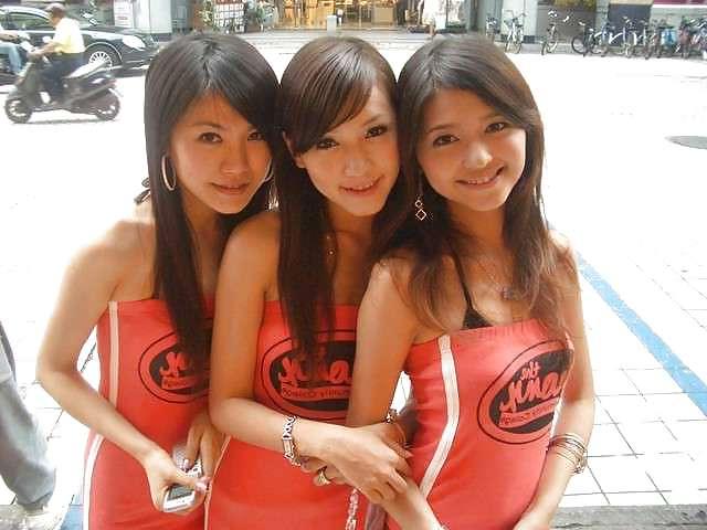 25P Some asian chicks porn pics