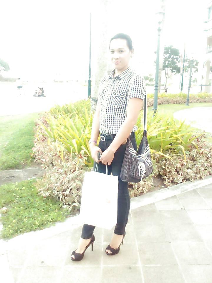 13P Natural sexy philippines ladyboy