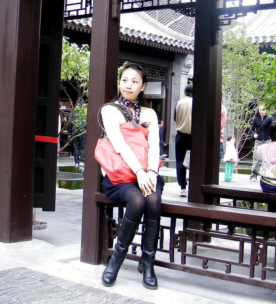 25P Sophie - asian girl