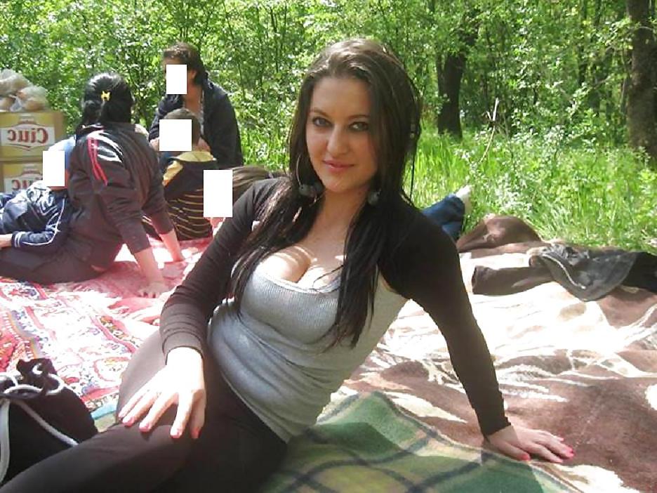 20P Romanian women: Amel part 6