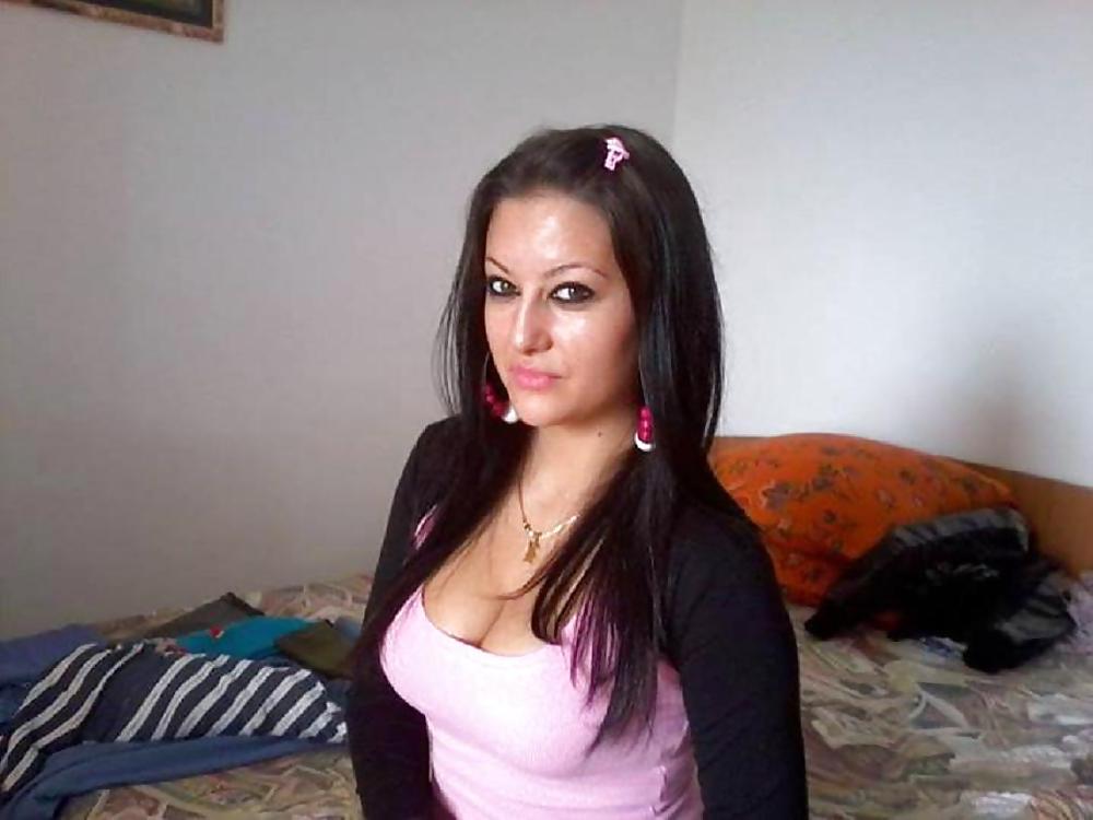 20P Romanian women: Amel part 6