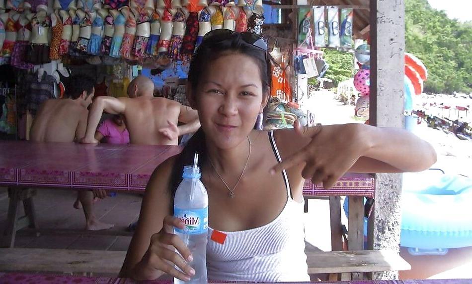 20P Ladyboy Nonny from Pattaya in action part. II