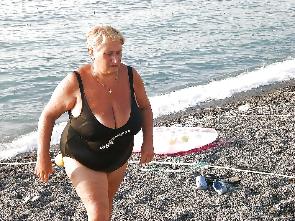 20P Huge boobs in clothes ( Season 3 )