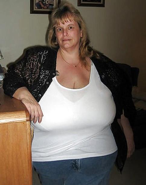 20P Huge boobs in clothes ( Season 3 )