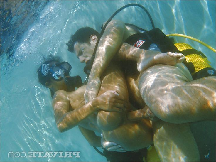 16P Diving sex