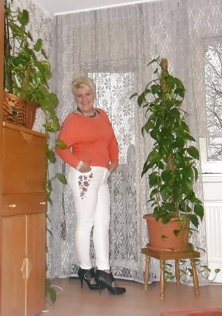 17P Ugly Granny Slut