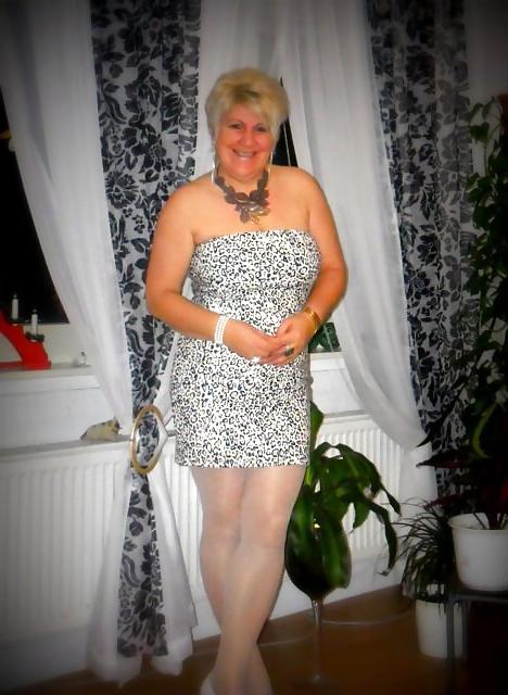 17P Ugly Granny Slut