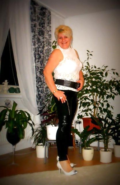 17P Ugly Granny Slut