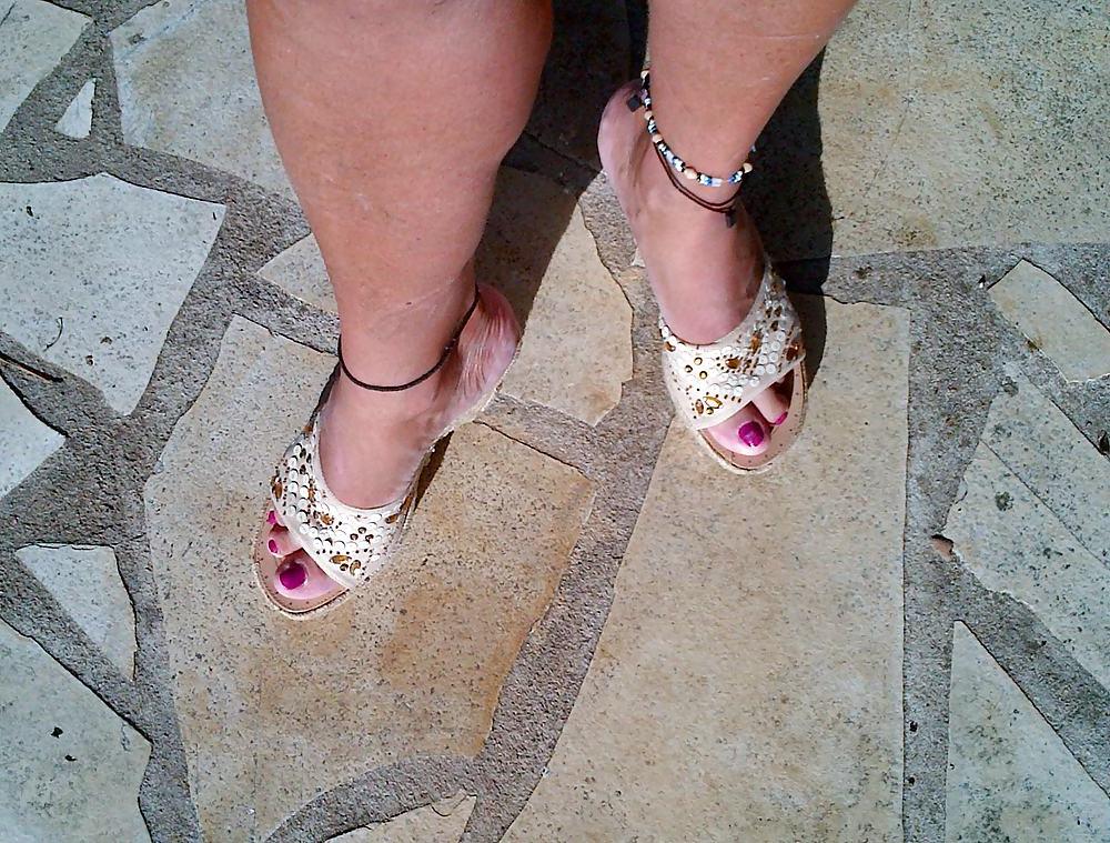 20P Lady V and summer shoes
