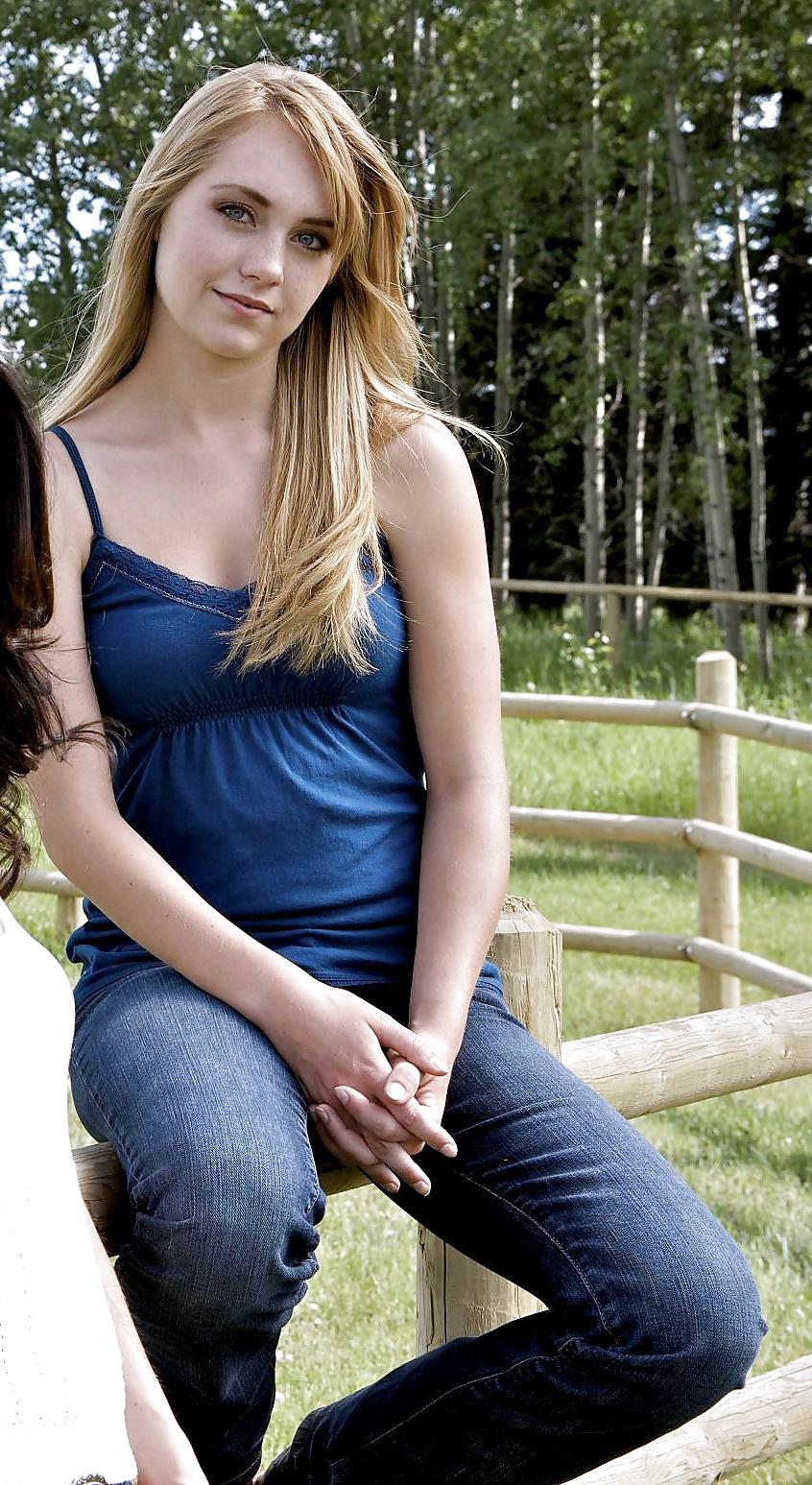 25P Amber Marshall vs. Jessica Amlee