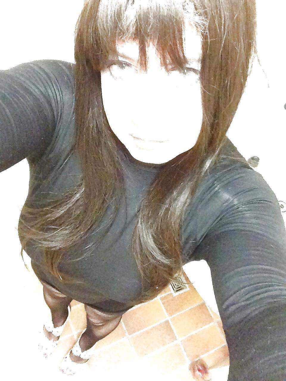 25P Xhamster Hotties XXXII (non-nude edition)