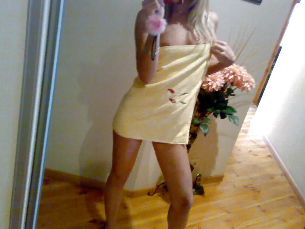 25P Naked Russian girl teen