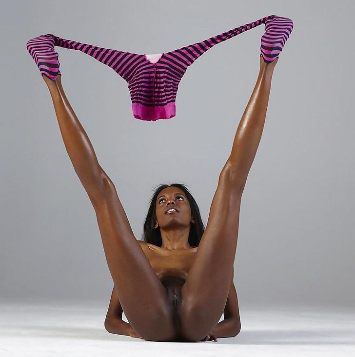 9P Sculptural Black Girl