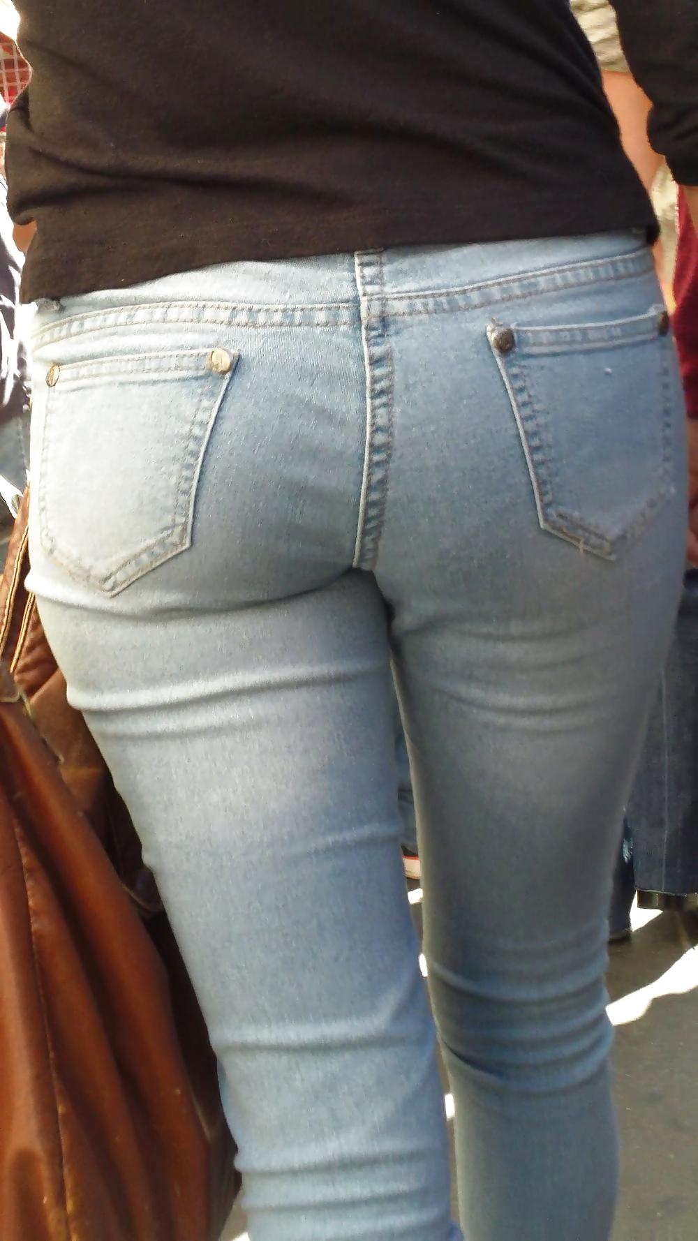 25P Popular teen girls butt & ass in jeans part 2