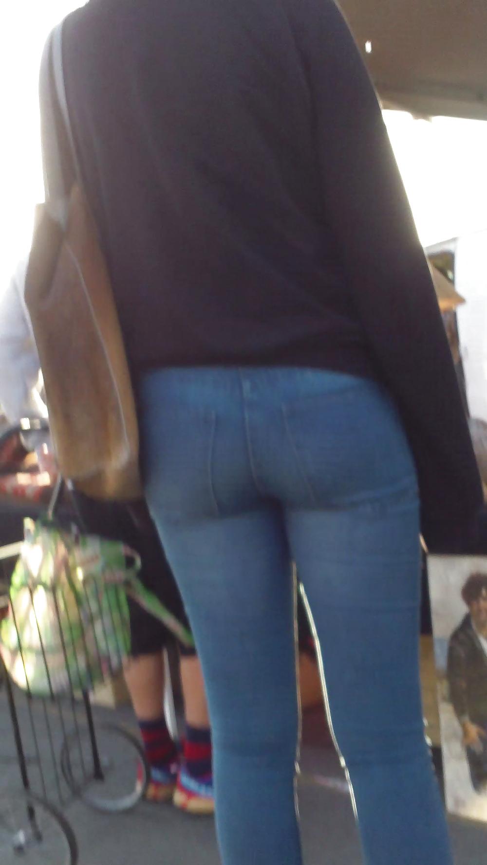25P Popular teen girls butt & ass in jeans part 2