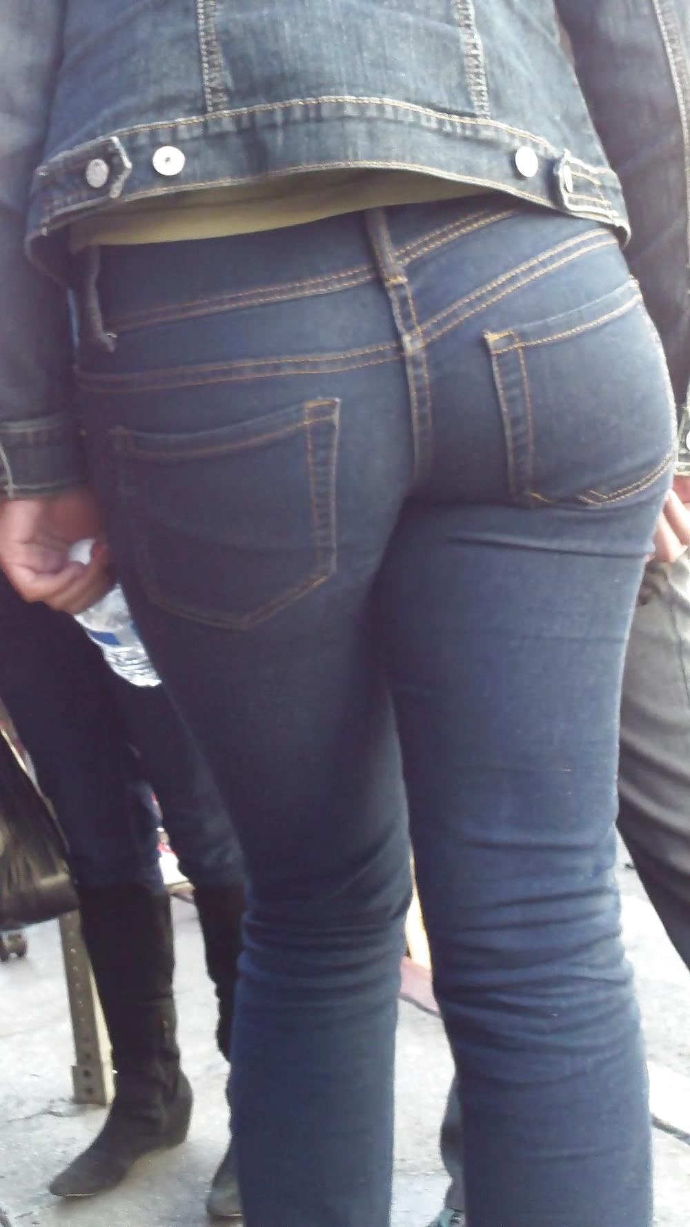 25P Popular teen girls butt & ass in jeans part 2