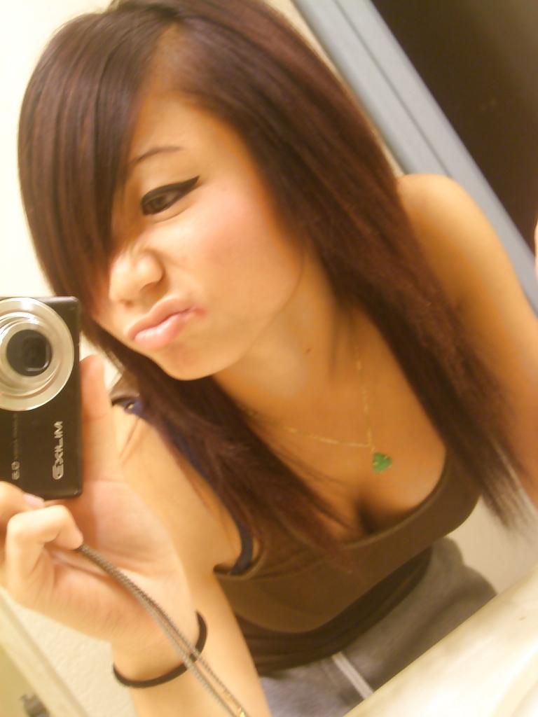 25P Pretty Amateur Asian