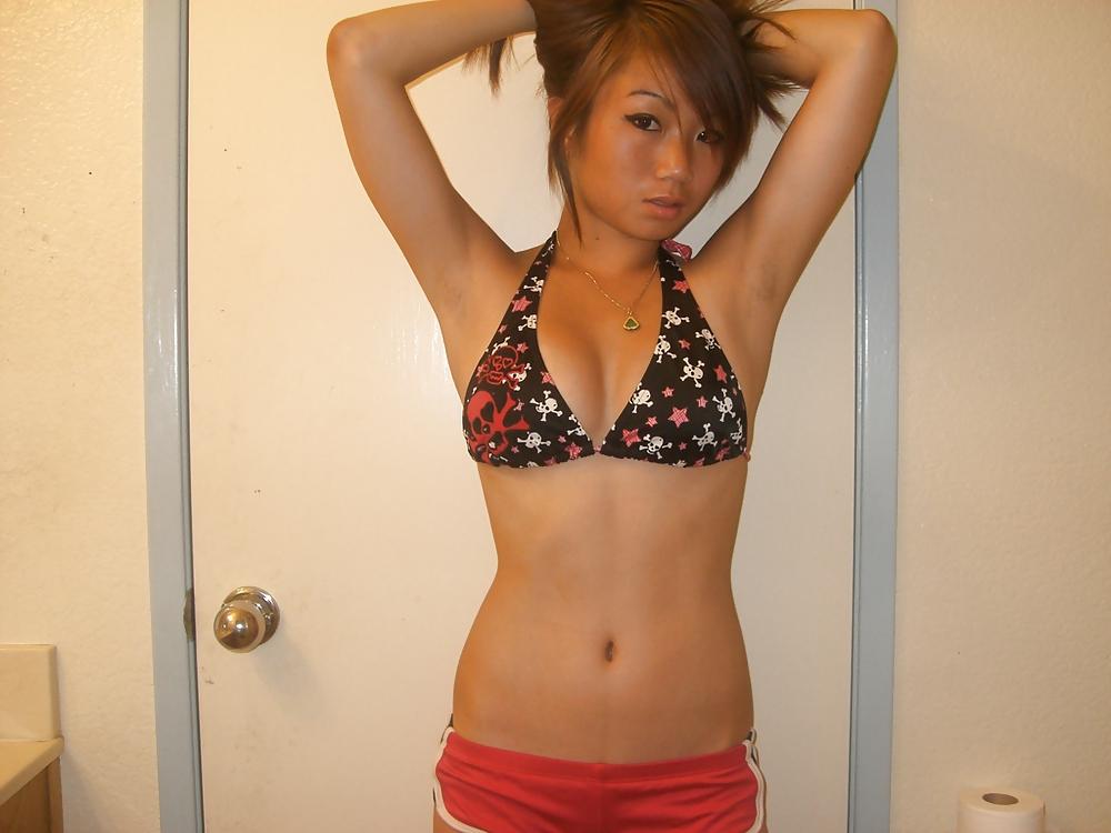 25P Pretty Amateur Asian