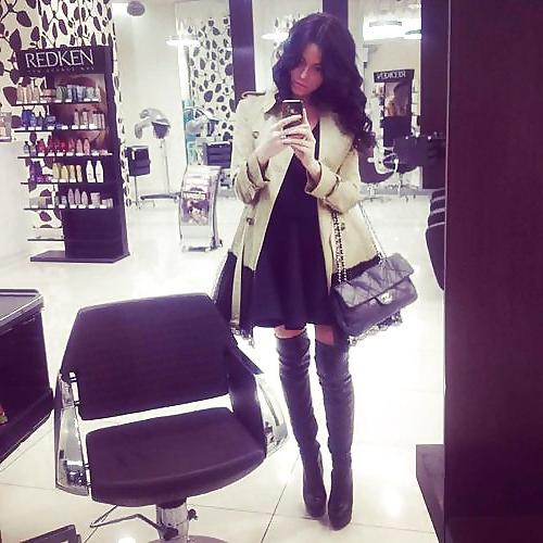 12P Hot facebook girl non nude