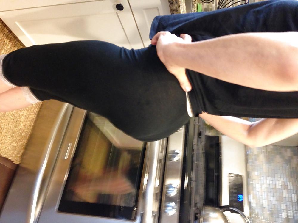 23P HOF 3 GF Ass and Voyeur Pics