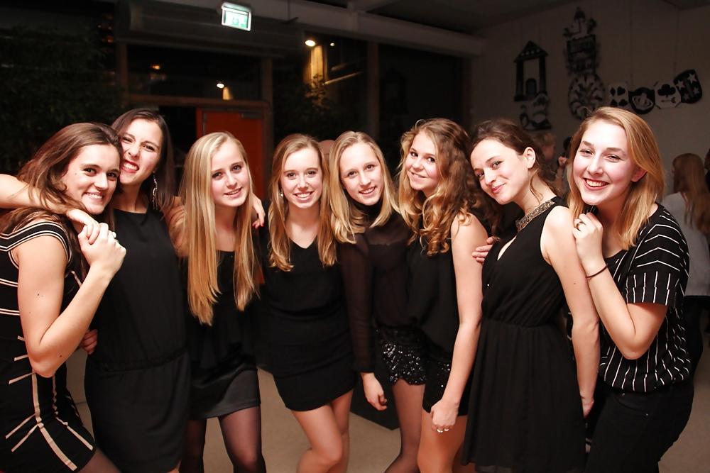 7P My Sexy Daughter & Her Slutty GirlFriends
