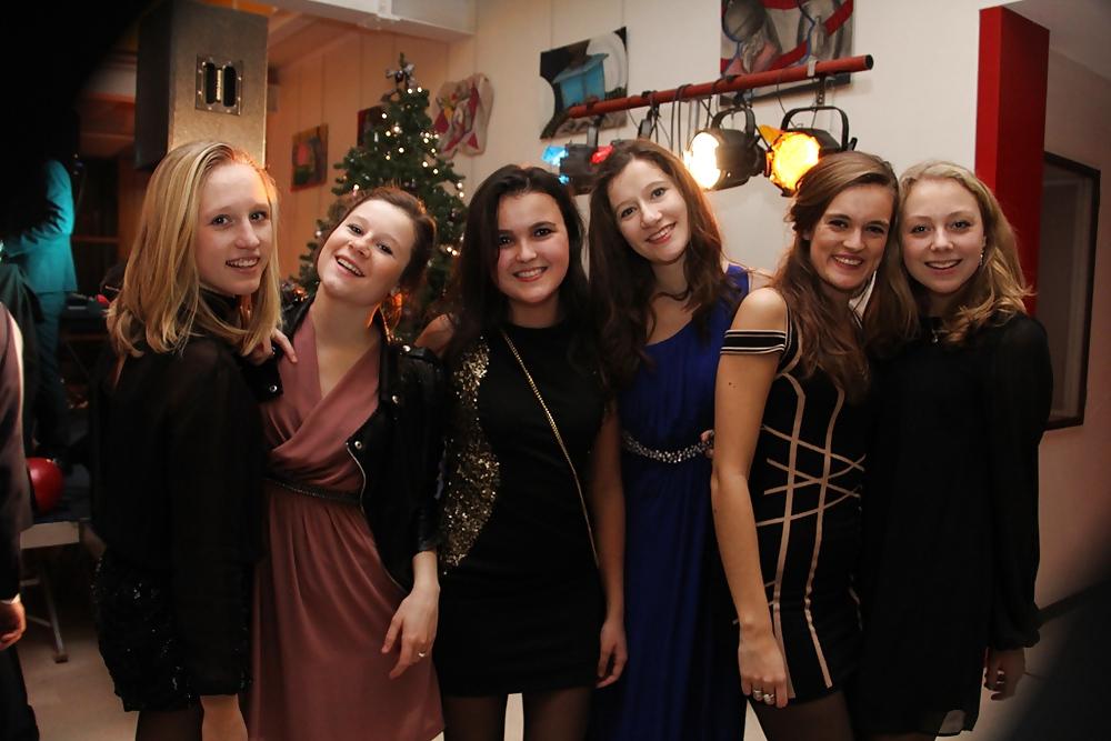 7P My Sexy Daughter & Her Slutty GirlFriends