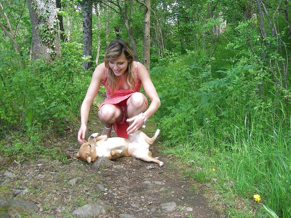 12P UPSKIRT voyeur panties hairy pussies outdoors public
