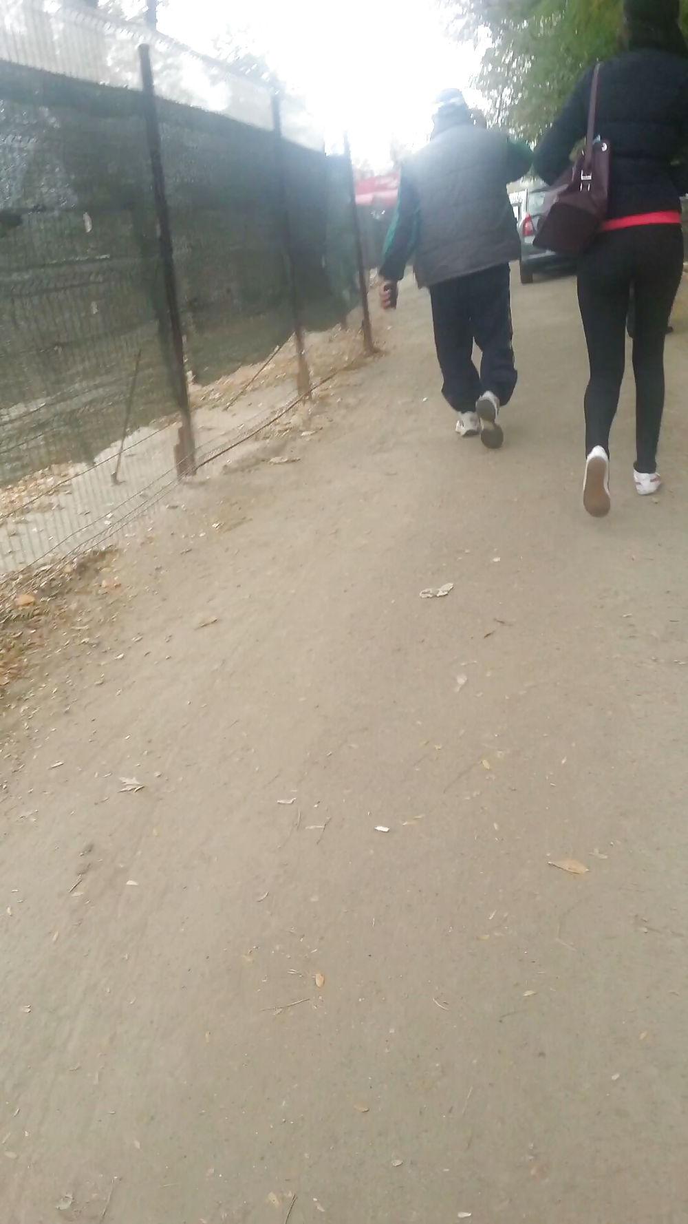 9P Sexy ass schoolgirl romanian