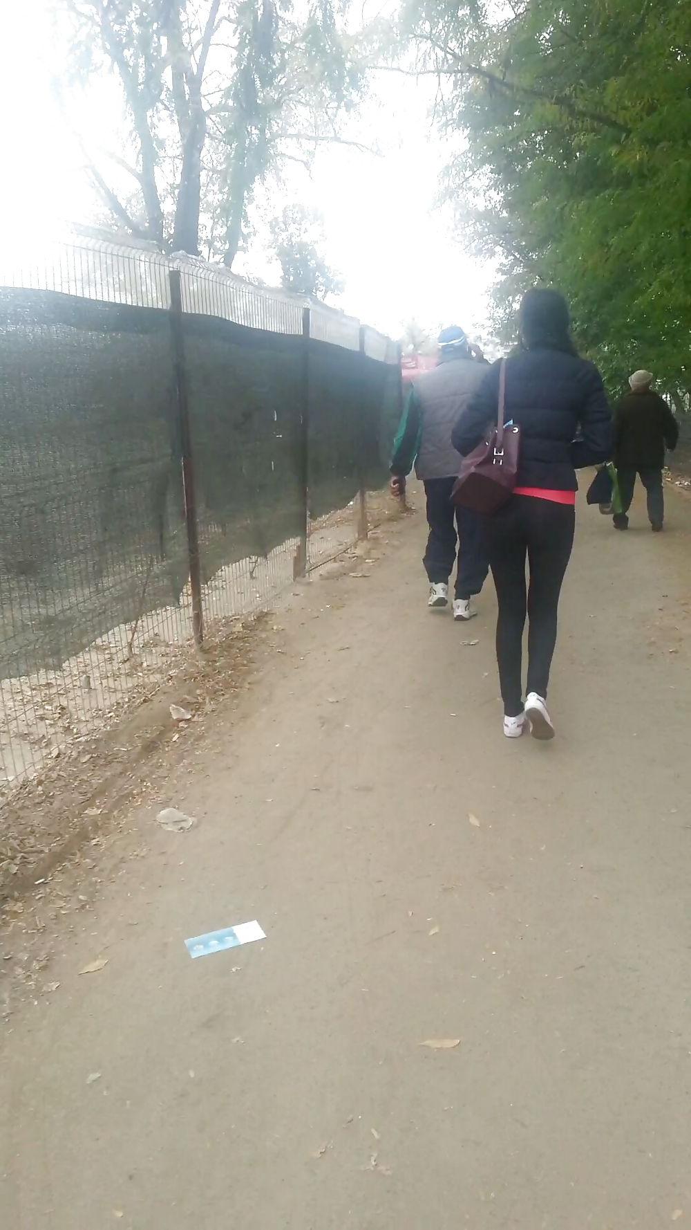 9P Sexy ass schoolgirl romanian