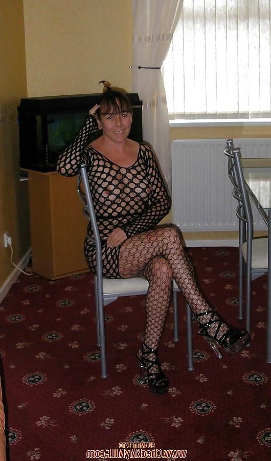 14P Hot Maure Lady 