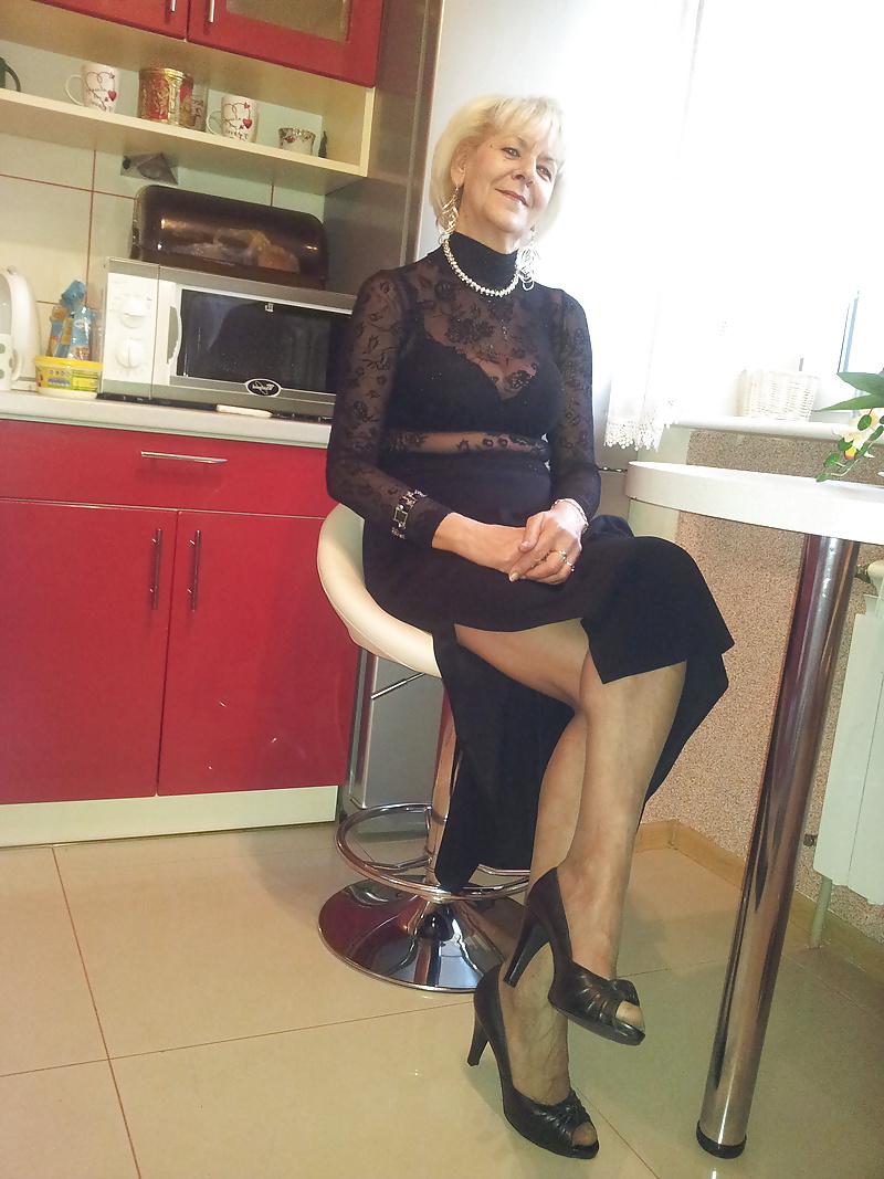 6P Granny Slut