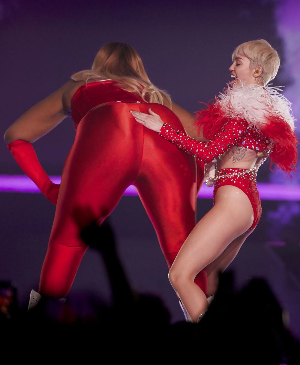 25P Miley Cyrus - hot Slut for a rough Fuck