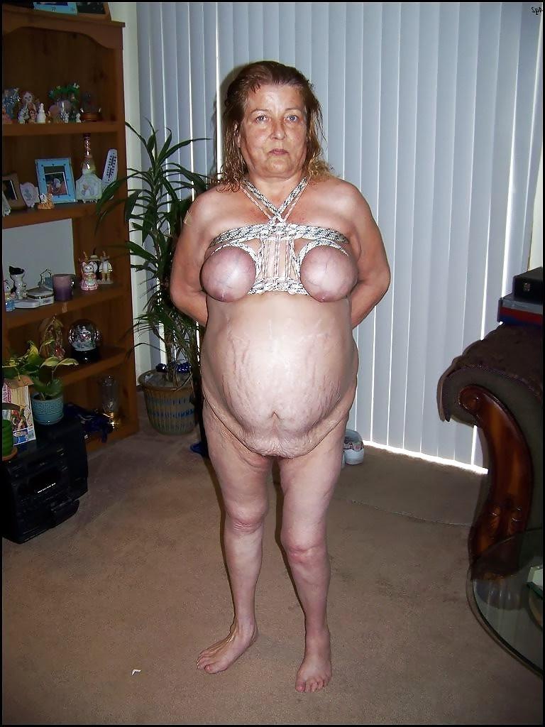 25P Grab a granny 45
