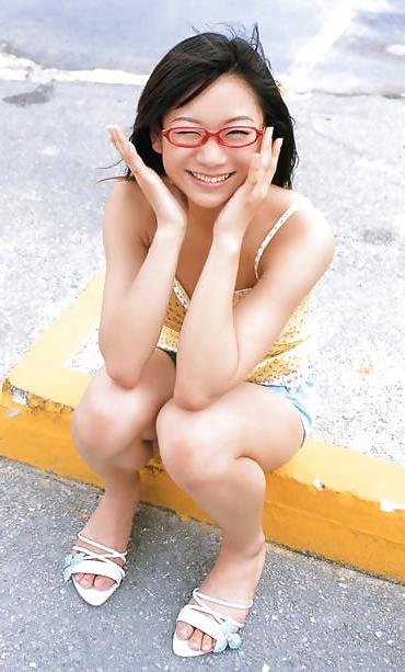 25P Sexy Asian Feet