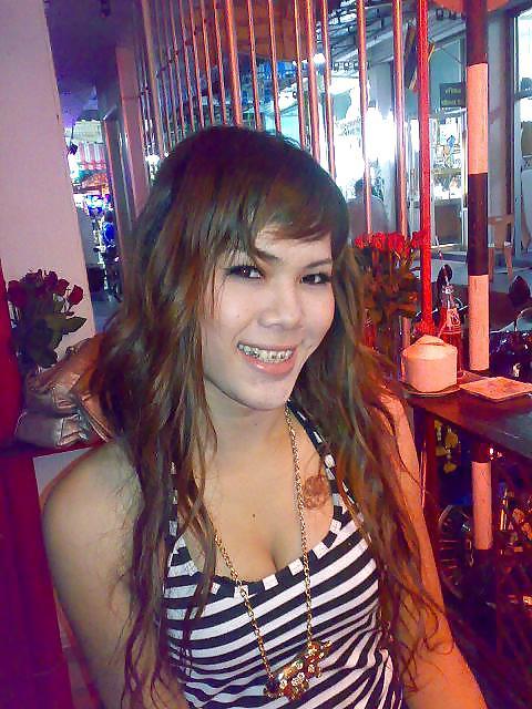 25P Ladyboys in daily life - part 01