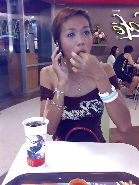 25P Ladyboys in daily life - part 01