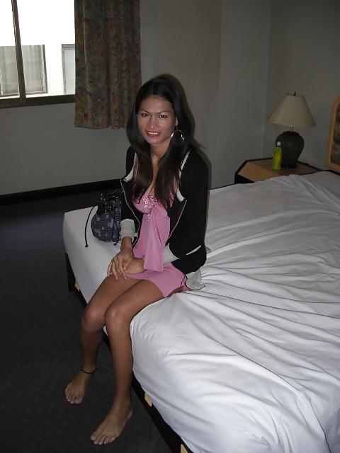 25P Ladyboys in daily life - part 01