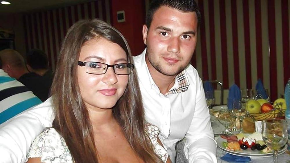 22P Romanian girl: Simona