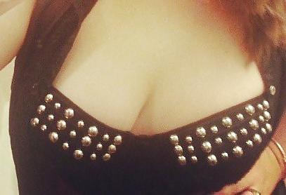 10P Non Nude Friends