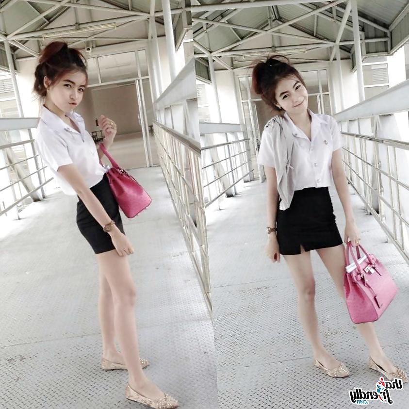 18P Young & sexy Thai College girls.